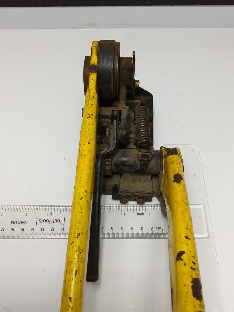 GENERICA STRAPPING TOOL (USED)