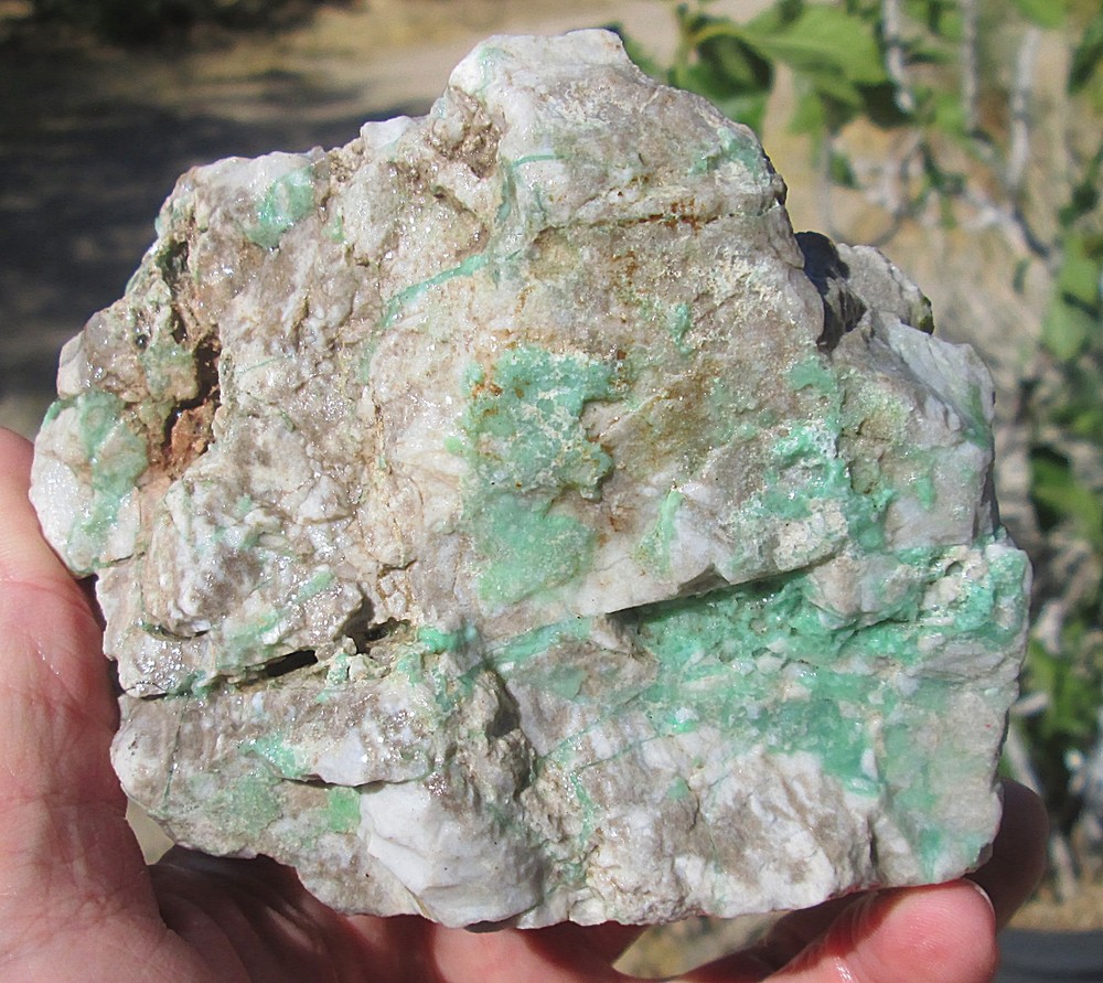 LUCIN VARISCITE ROUGH ~ 2 lbs 1ozs ~ 936 grams