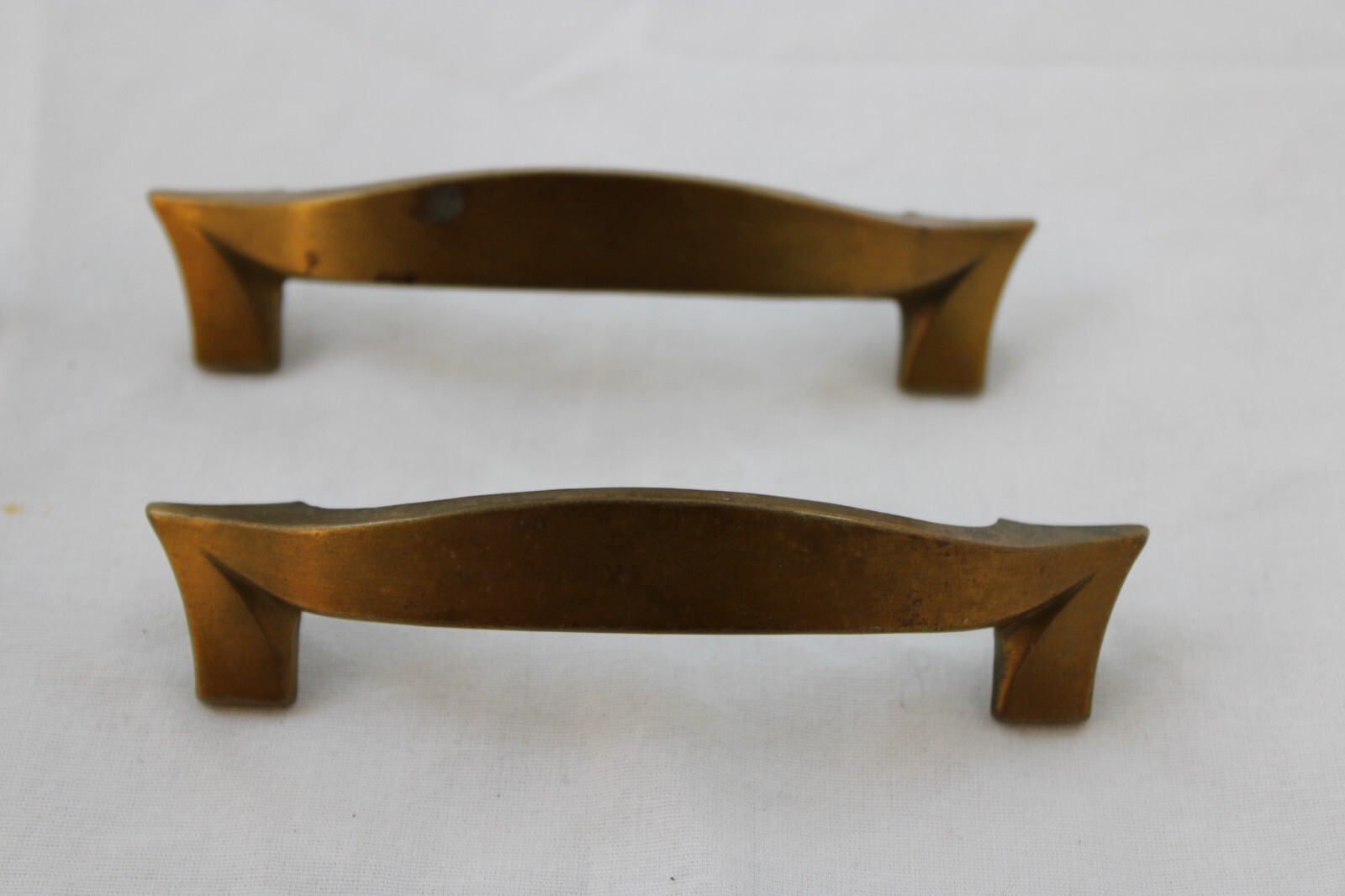 5 Vintage Keeler Brass Co Drawer Pulls Cabinet Handles MCM 7641 (4) & 7642 (1)