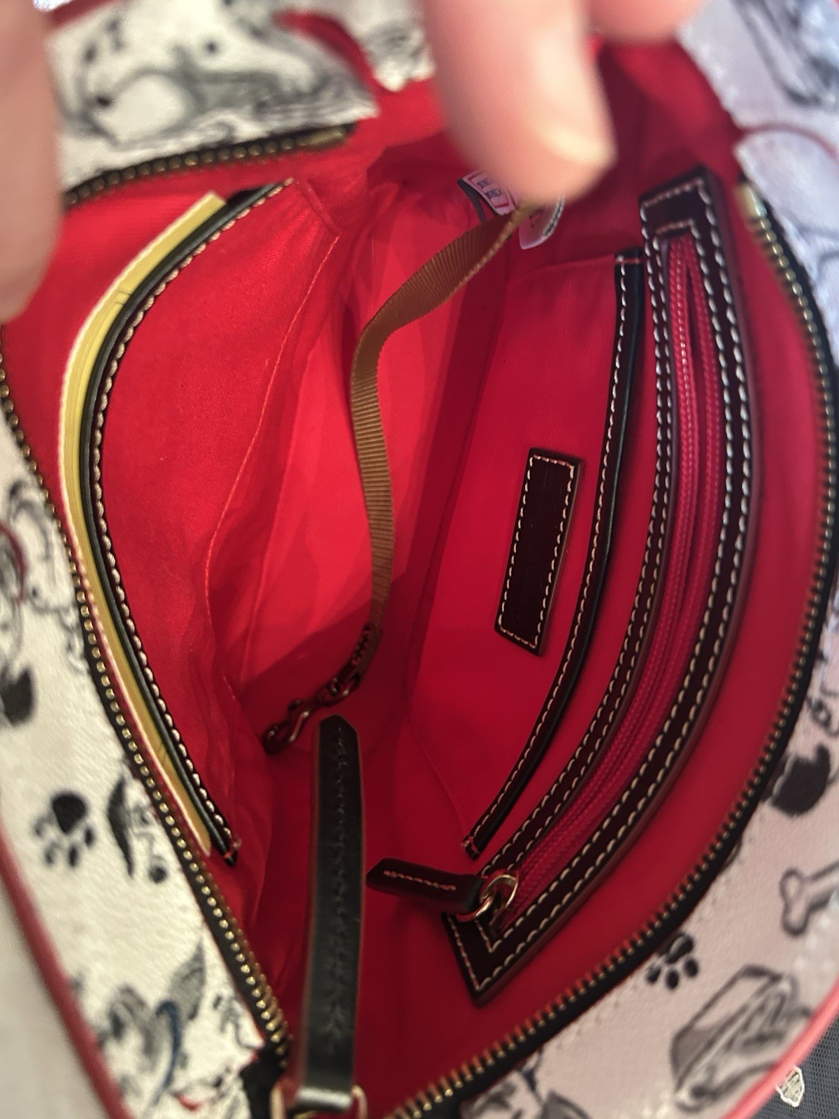 Disney Dooney & Bourke 101 Dalmatians Crossbody Purse Bag EUC