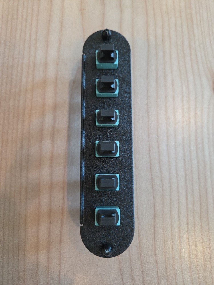 Corning CCH-CP72-E3 72 Fiber Closet Connector Housing Panel Multimode (OM3/4)