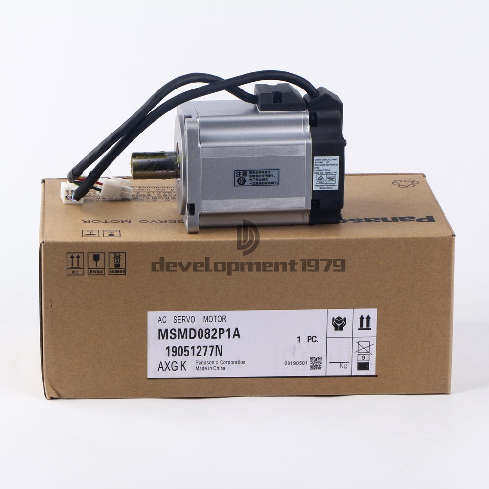 1PC NEW PANASONIC Servo Motor MSMD082P1A