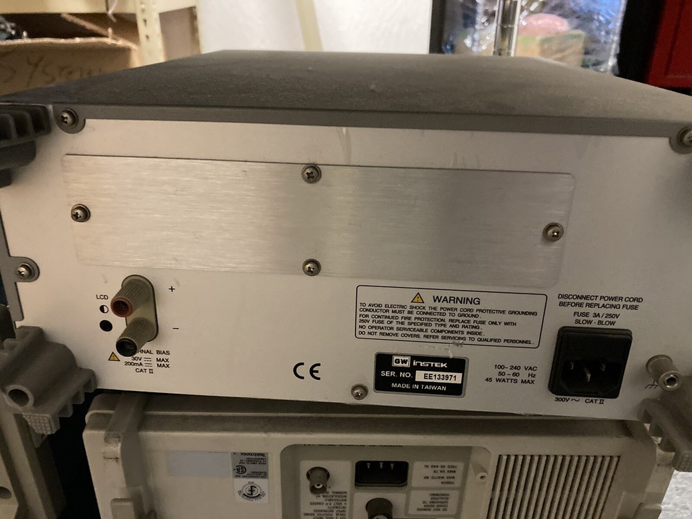 Instek LCR-817 LCR Meter