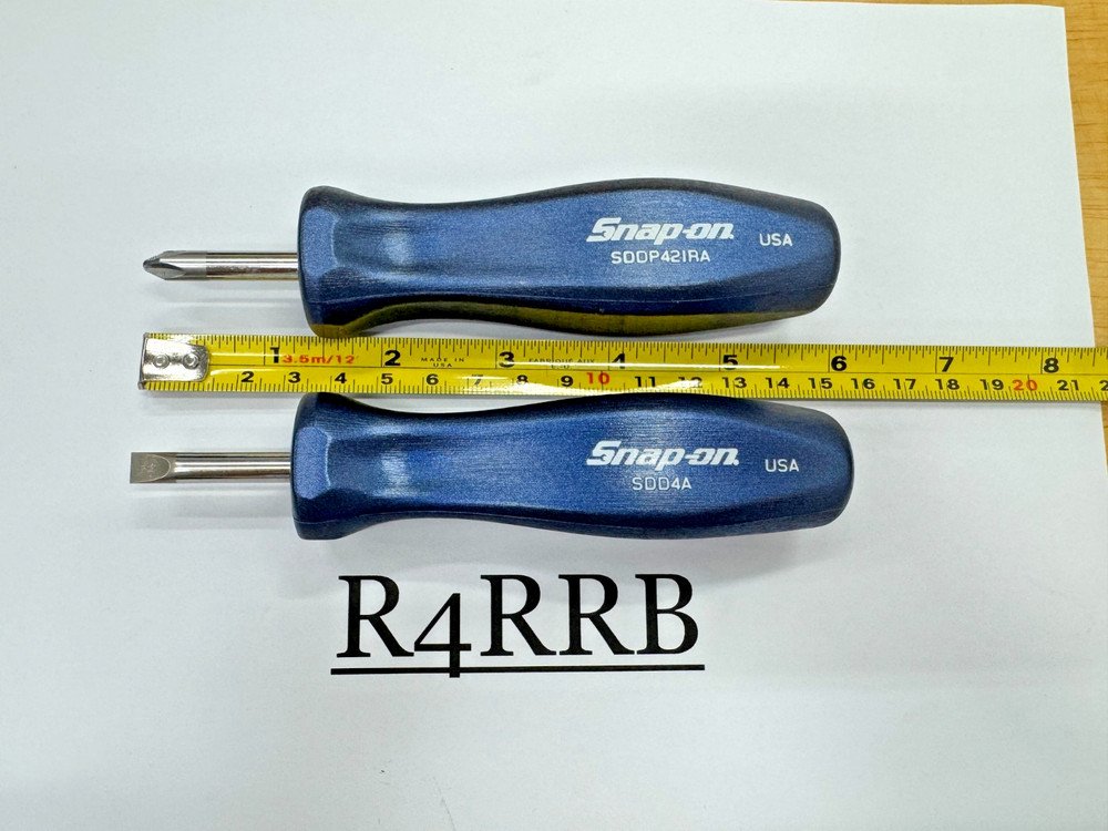 Snap-on Tools RARE POWER BLUE 2pc Hard Standard Handle Stubby Screwdriver Set