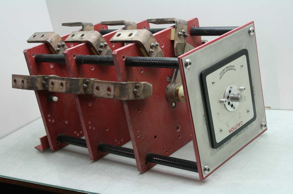 Custom Manual Generator Transfer Switch 10 kV / 500A 4 Position / 3 Pole