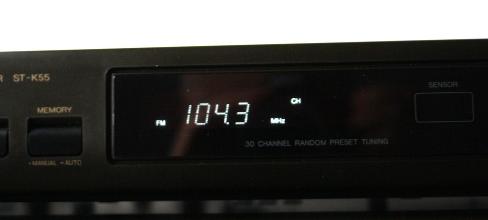 Technics Stereo Synthesizer Tuner ST-K55