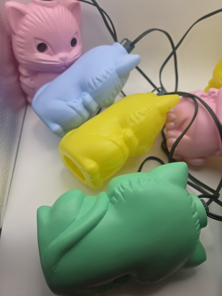 Vintage 7 Blow Mold Plastic Cat Kitty Patio RV String Light