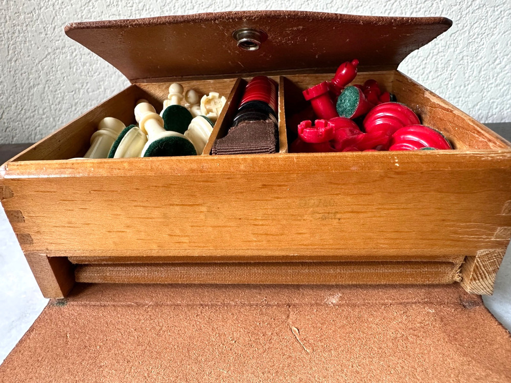 USS Thomason Chess/Checkers Set Folding Board Game Leather Tooled DS30