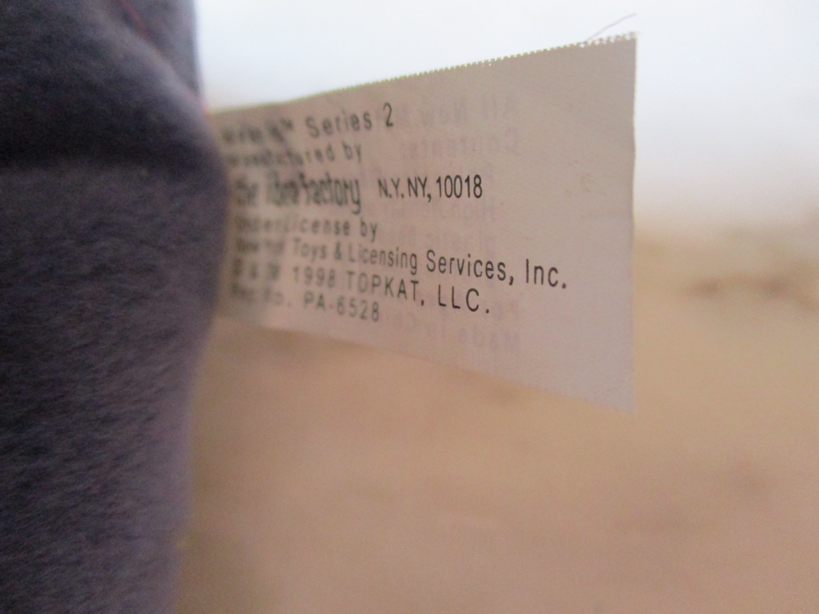 Meanies Series 2 Peeping Tom Cat Bean Bag 5" Sit Plush-Idea Factory1998 Vintage