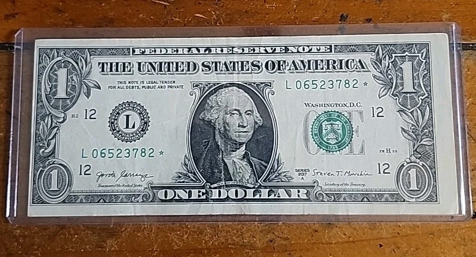 Off Centered Print Error 2017A $1 Bill Star Note 500k Run 3 Serial L06523782*