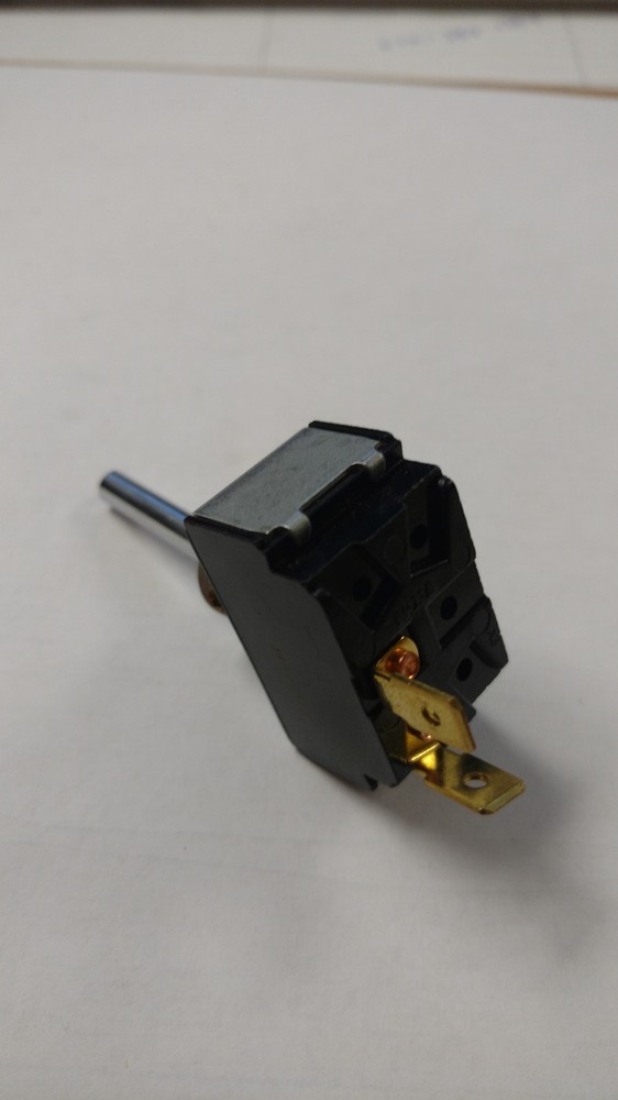 412-2011-047 Raven Toggle Switch SPST ON-OFF