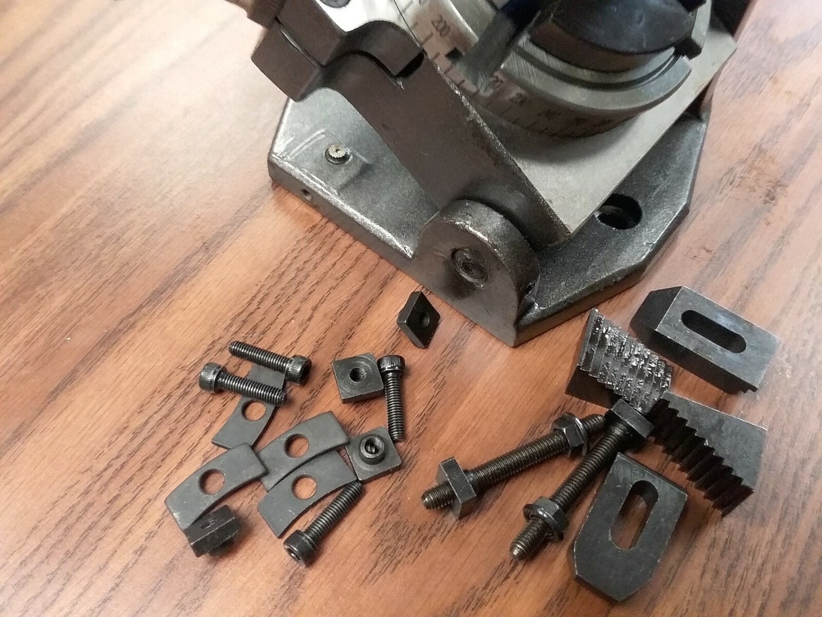 4" PRECISION TILTING ROTARY TABLE w. ER32 collet chuck adapter #TTSK-100ER32