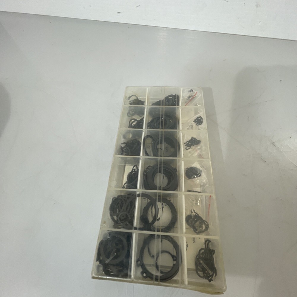 PERFORMANCE TOOL SNAP RING ASSRTMNT 300 PC W5212
