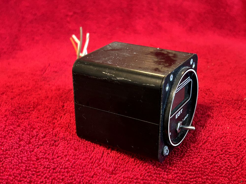 ELECTRONICS INTERNATIONAL 2 1/4" EGT TEMPERATURE INDICATOR