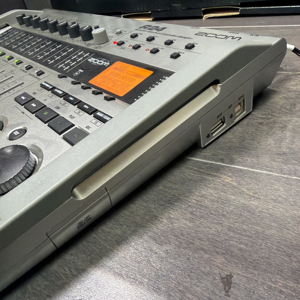 Zoom R24 Digital Recorder