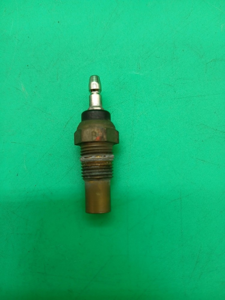 98 1998 HONDA VALKYRIE GL1500C RADIATOR TEMPERATURE SENSOR