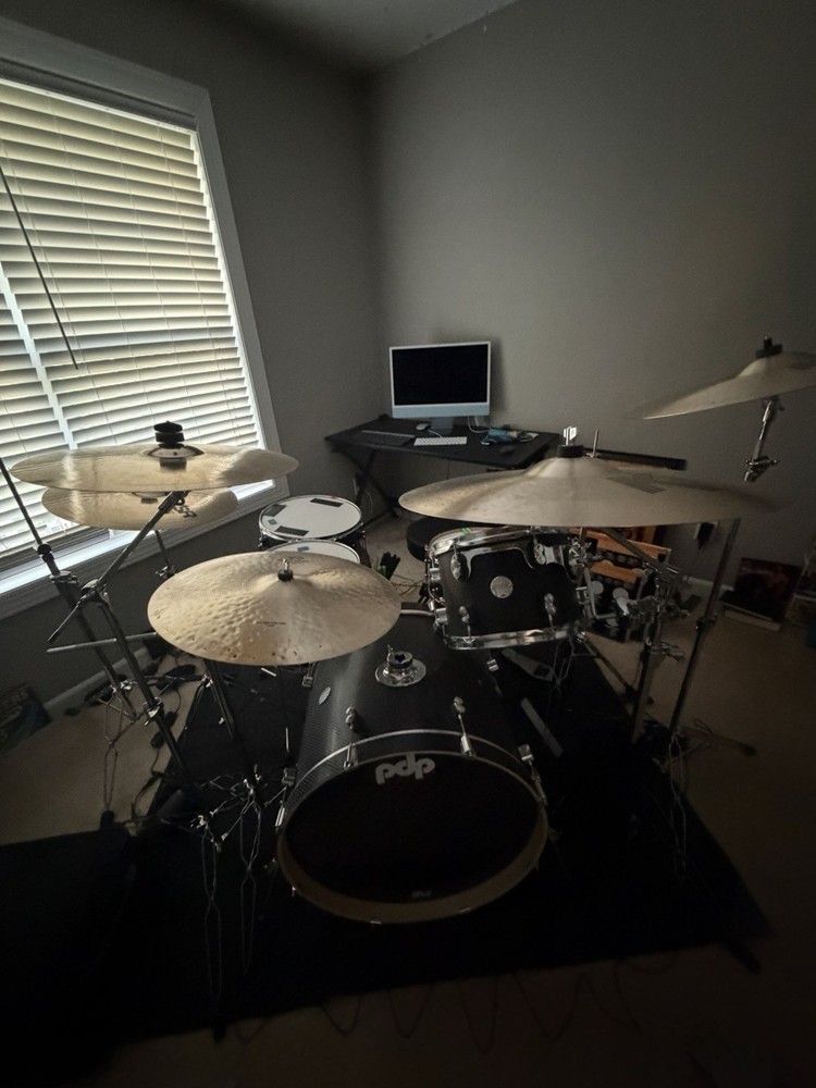 PDP Concept Maple Drum Set - Satin Black, 7 Piece