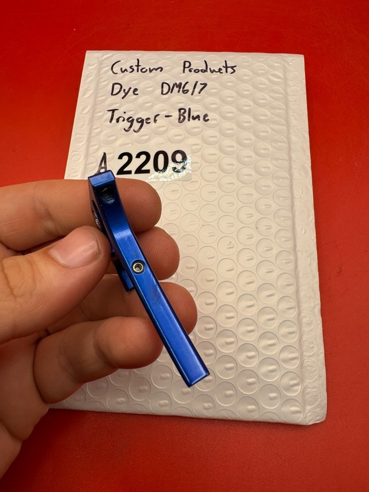 Custom Products Dye DM6/7 Trigger-Blue
