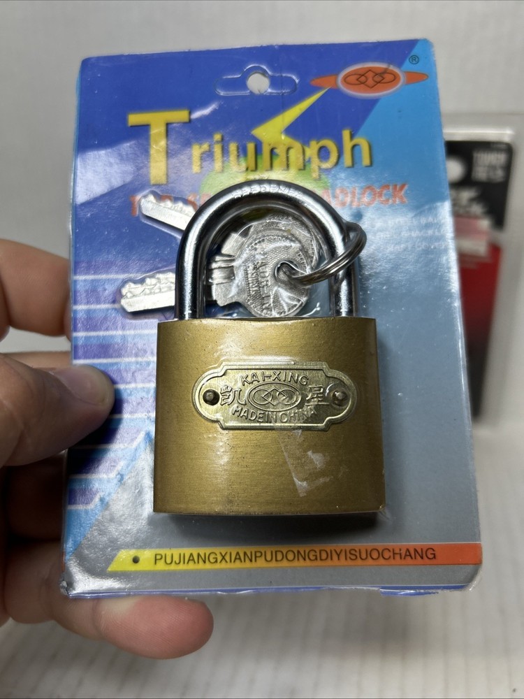 Master Lock Resettable Locking Combination Padlock 175D & Bonus Padlock