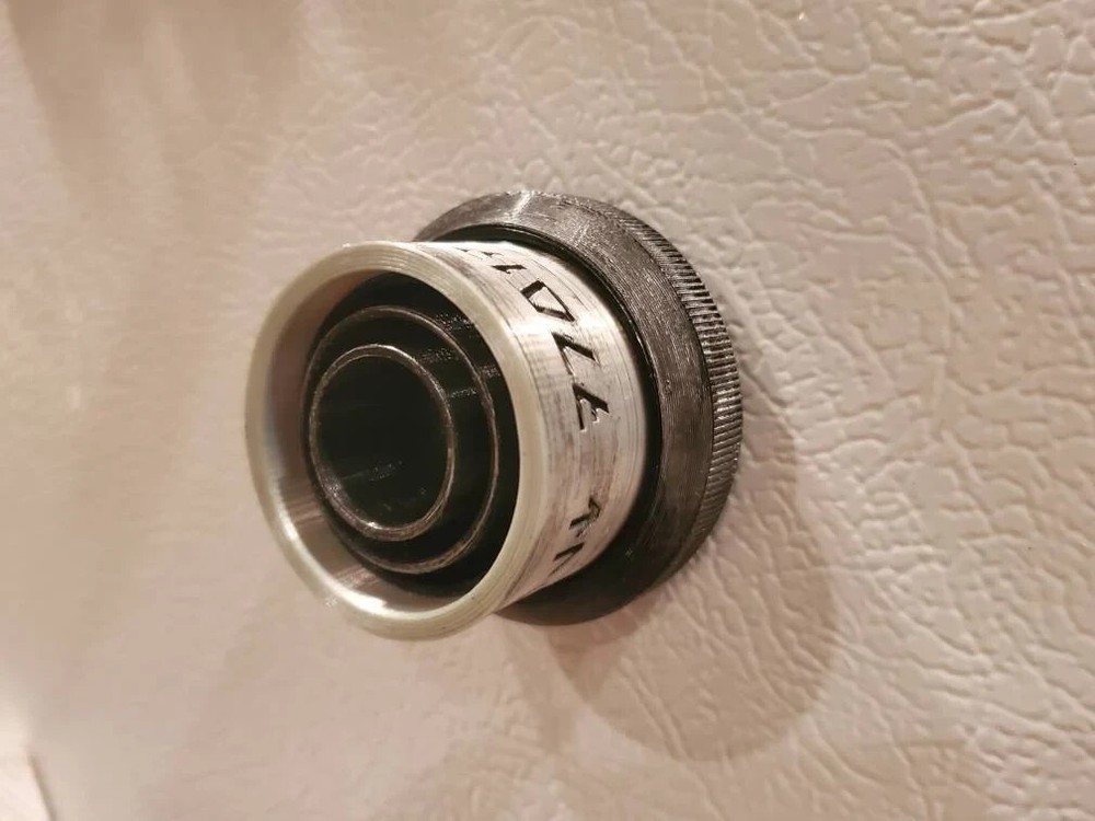 Star Wars Restraining Bolt Magnet