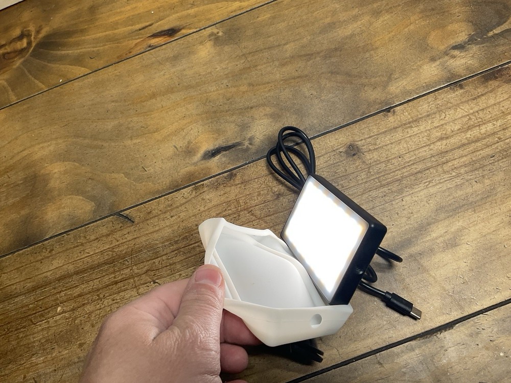 Lume Cube LC-PANELMINI1 5W Bicolor Panel Mini LED - USB C Mini Light Panel