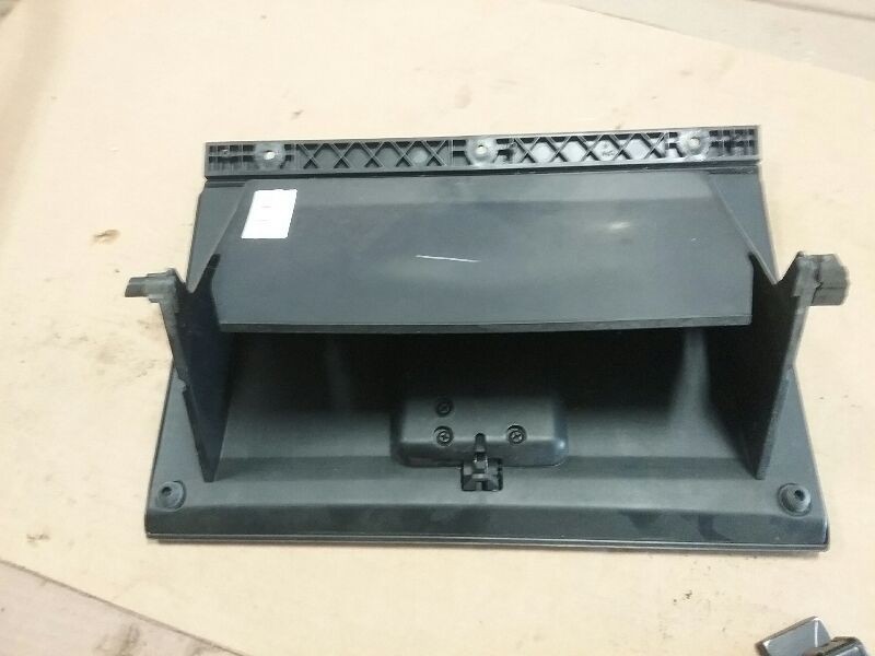 F150 2011 Glove Box 1093787