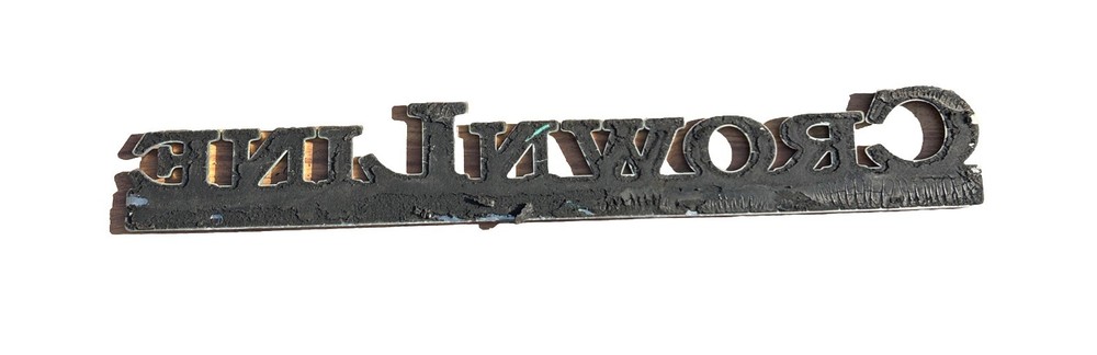 Plastic Gold Crownline Emblem