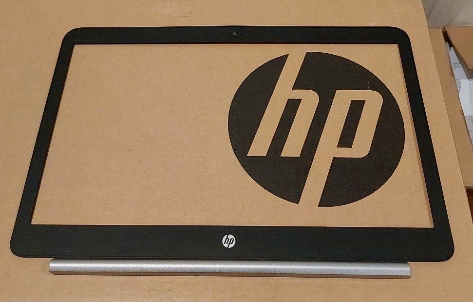 Genuine HP EliteBook Folio 1040 G3 LCD Front Bezel