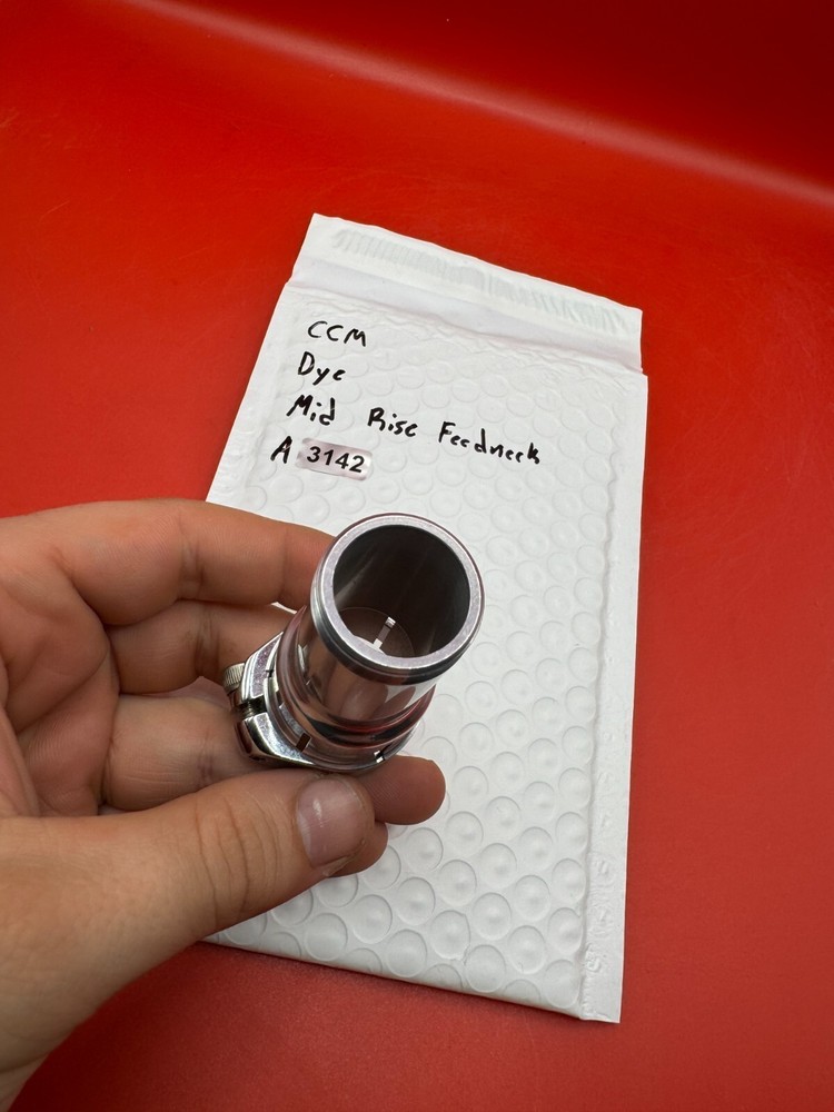 CCM Dye Mid Rise Feedneck