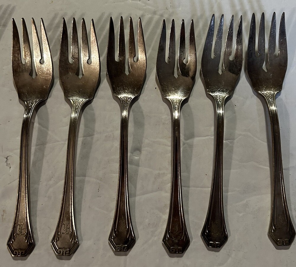 22 pc VTG Reed & Barton Pat Applied For Silverplate Monogrammed Handle Flatware