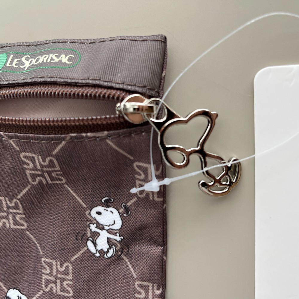 Lesportsac Snoopy 1zipper Pouch NWT