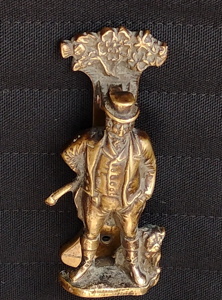 ANTIQUE ‘JOHN BULL’ BRASS DOOR KNOCKER