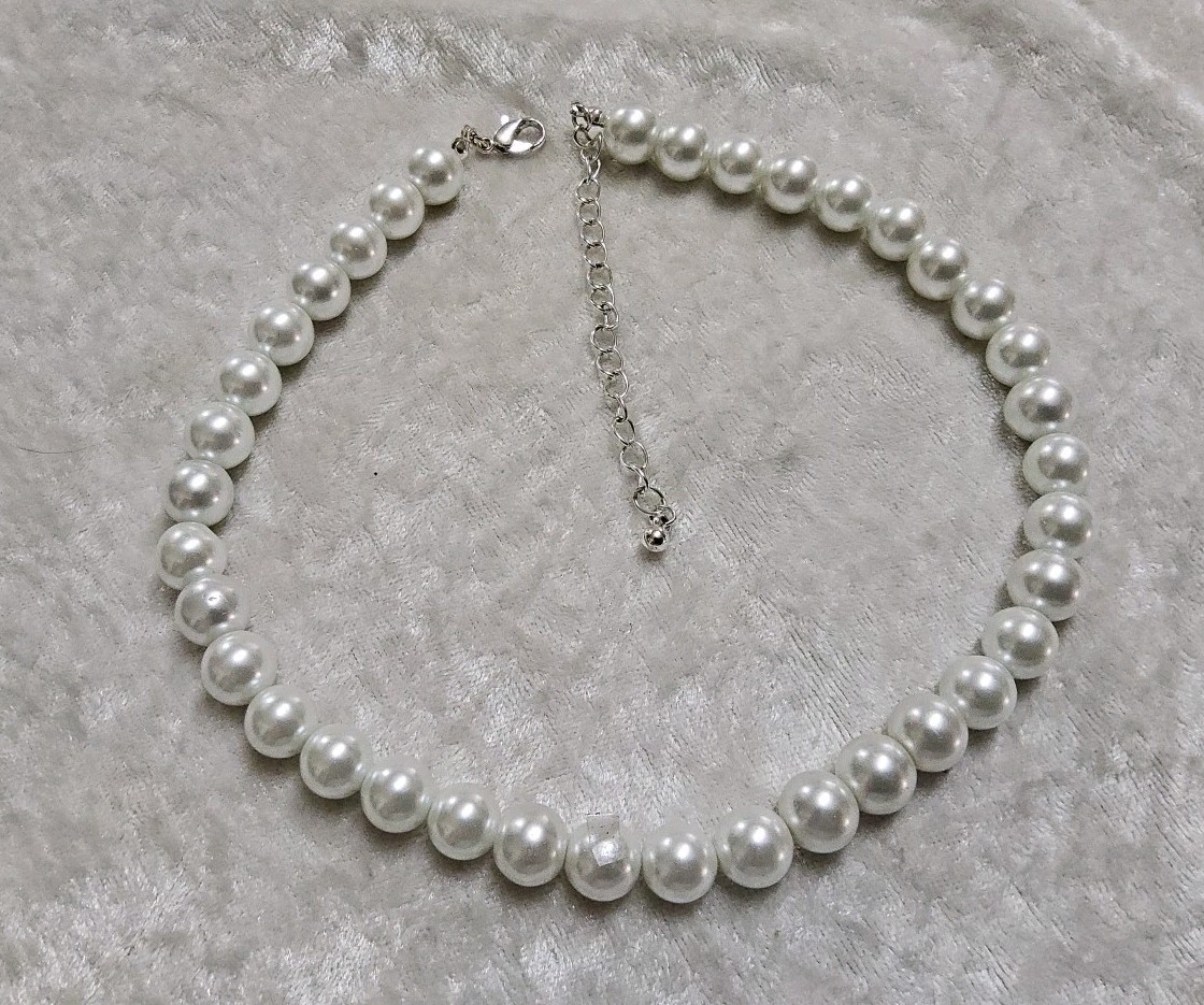 White Faux Pearl Glass Beaded Choker Necklace 16in