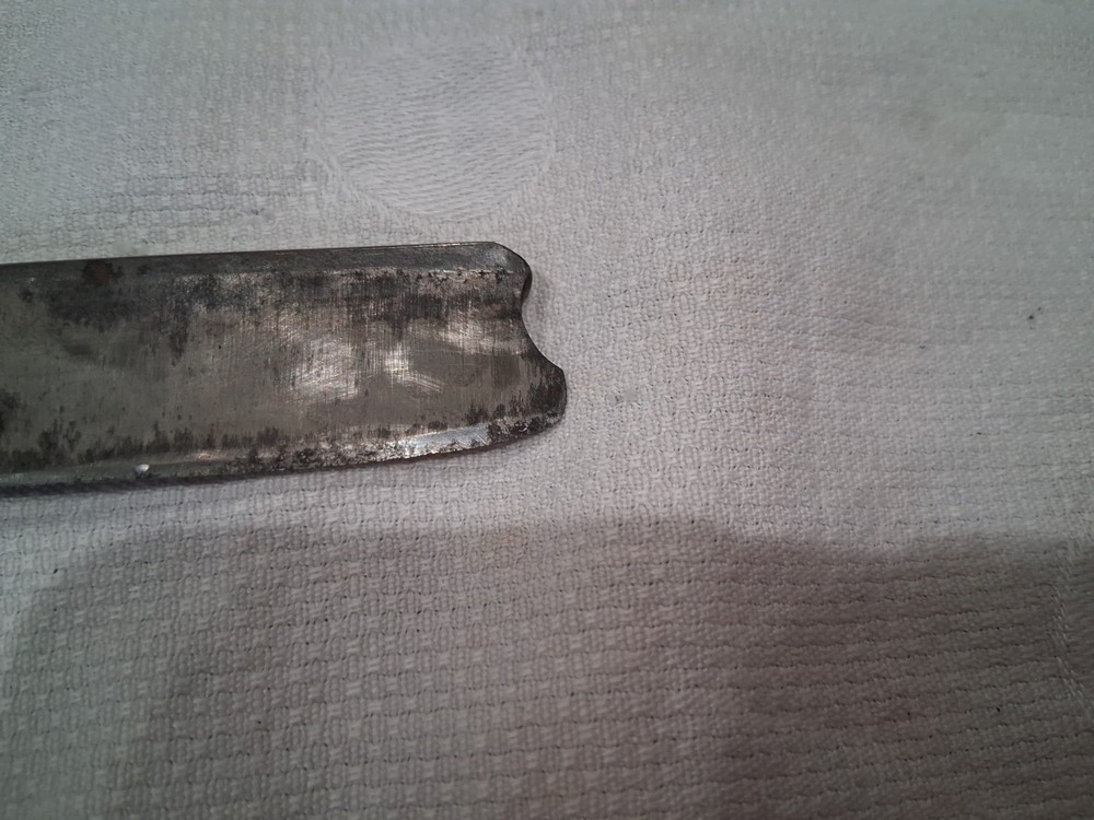 Adam Barlow Straight Razor