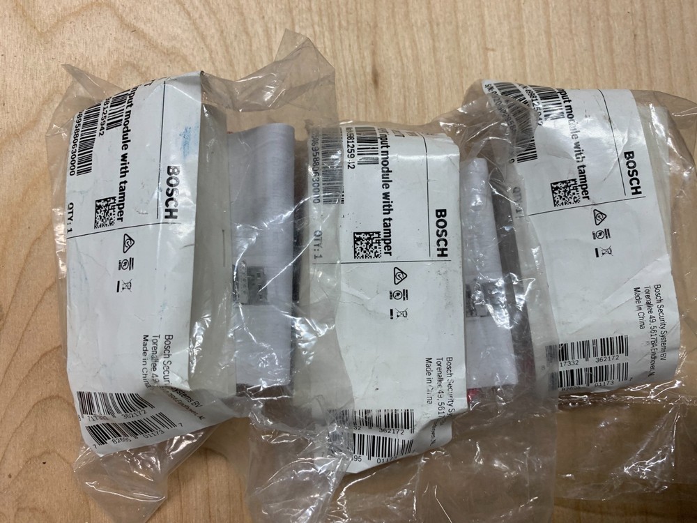 Bosch D9127T POPIT input Module with Tamper new in package