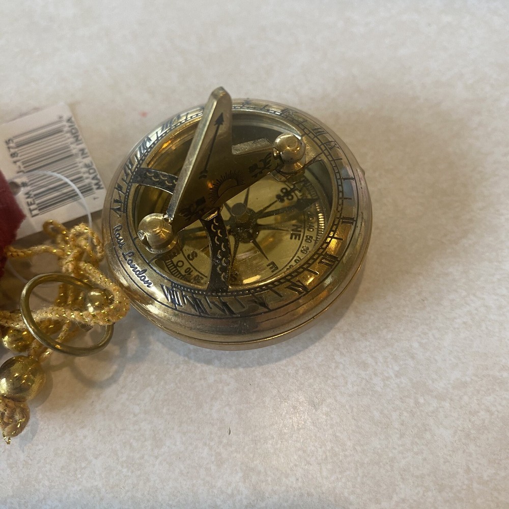 Ross London: Push-Button Engraved Compass