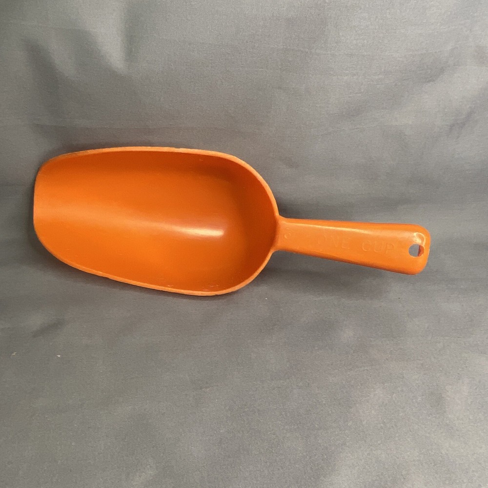 Vintage Orange Scoop 1 Cup Plastic