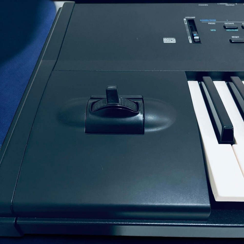 KORG X3 Synthesizer Keyboard Music Workstation Tested/working
