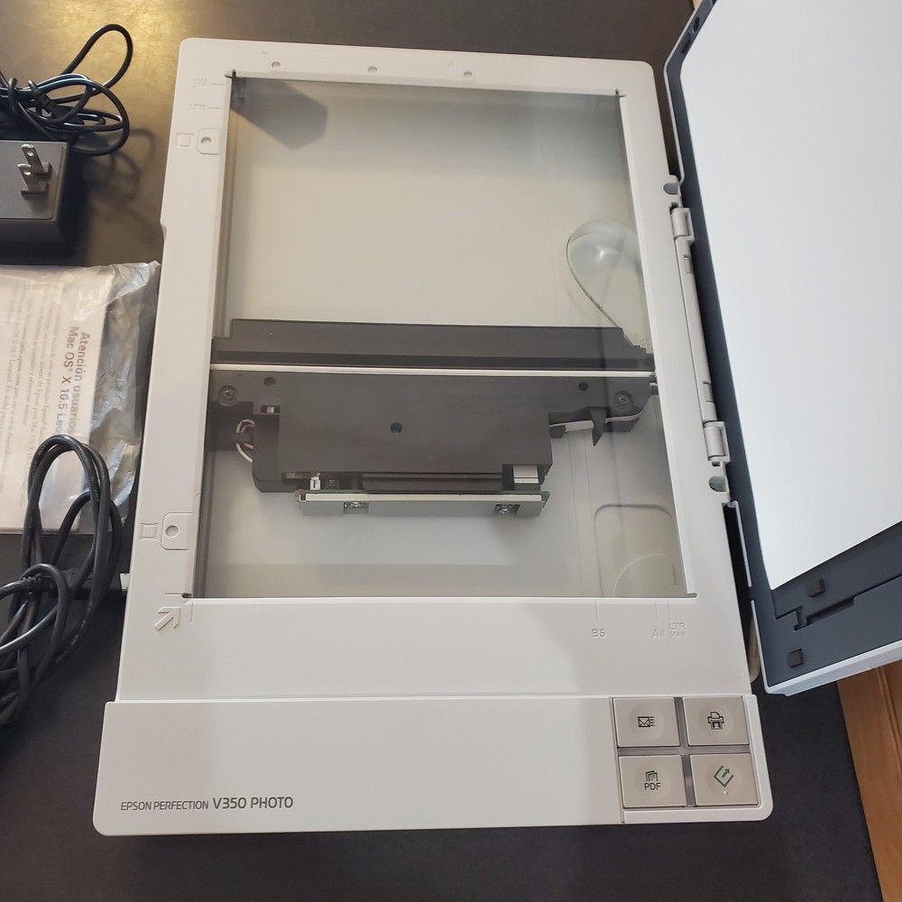 Epson V350 Perfection Photo Negative Slide Document Flatbed Scanner Complete