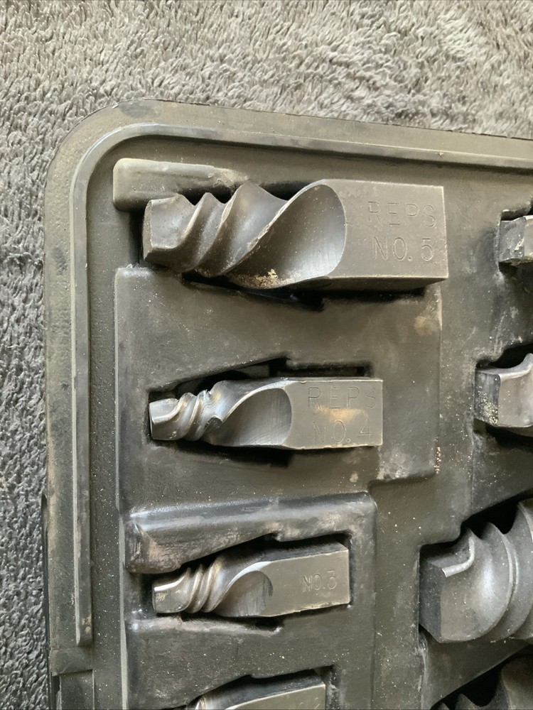 Walton Stud And Screw Extractor Set, Missing Small One..,,,see Pics…9pc