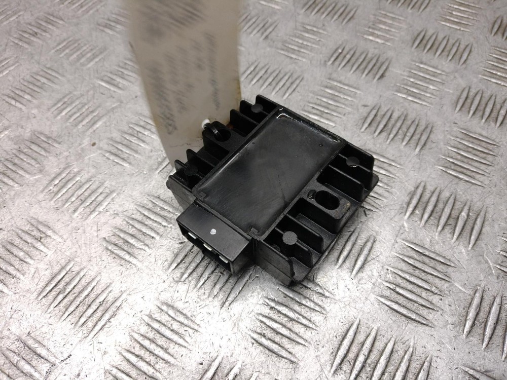 2017 YAMAHA YS 125 RECTIFIER REGULATOR