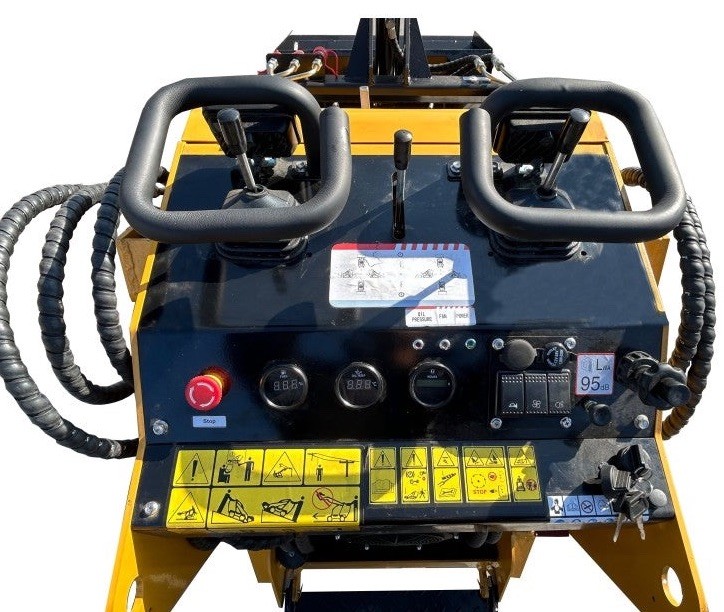 Mini Skid Steer Loader Stand-on AGT MX-CRT23/HP Gas Engine/New