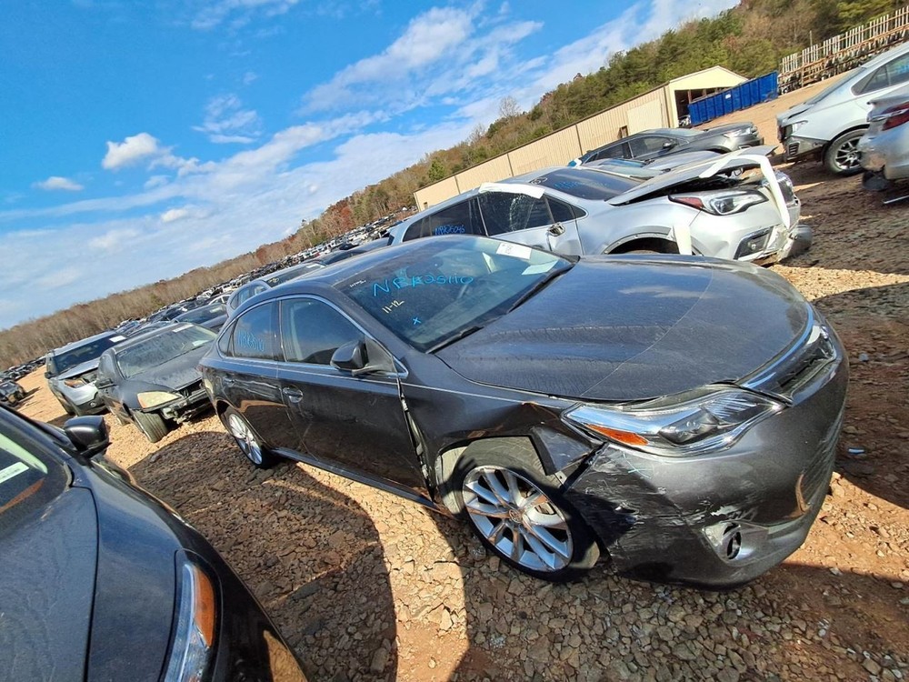 AVALON    2013 Glove Box 4875238