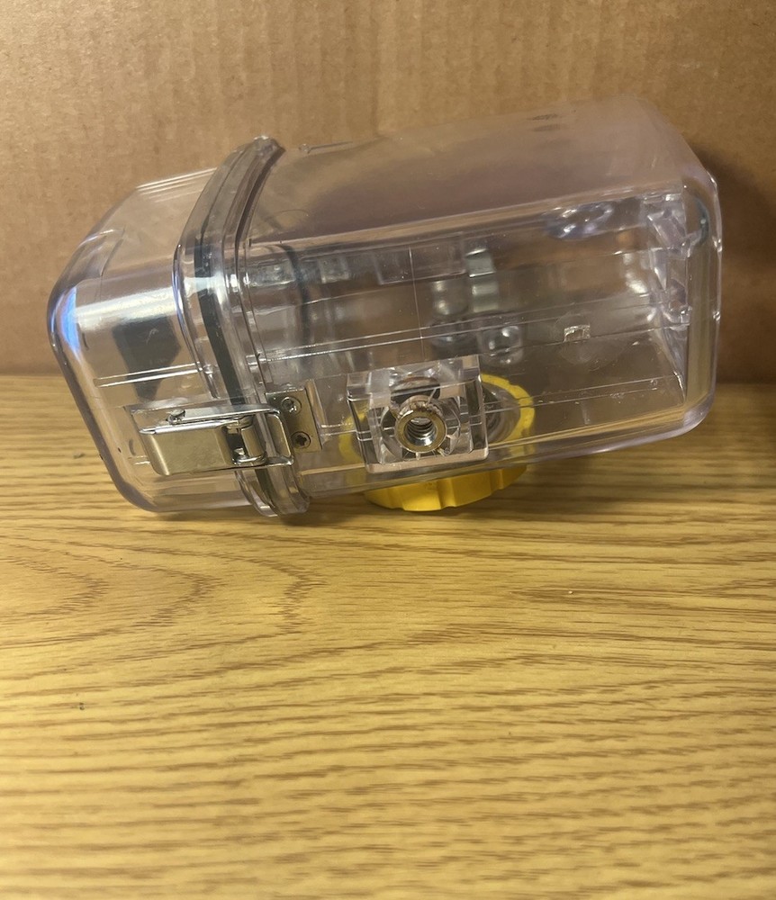 Sealife Reefmaster Mini Underwater Camera Housing & RC 35mm Camera (Untested)