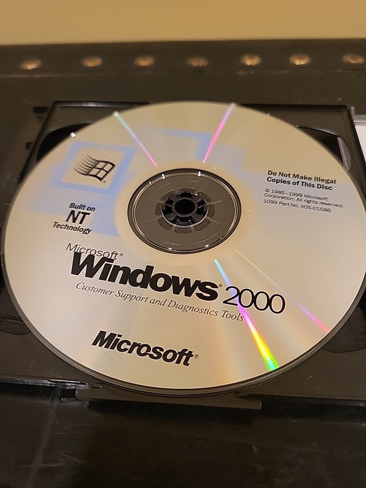 Microsoft Windows 2000 Advanced Server CD Operating System X05-03318 Product Key
