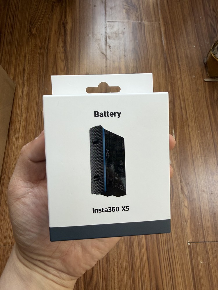 Genuine Insta360 X5 Extra Battery 2400mah