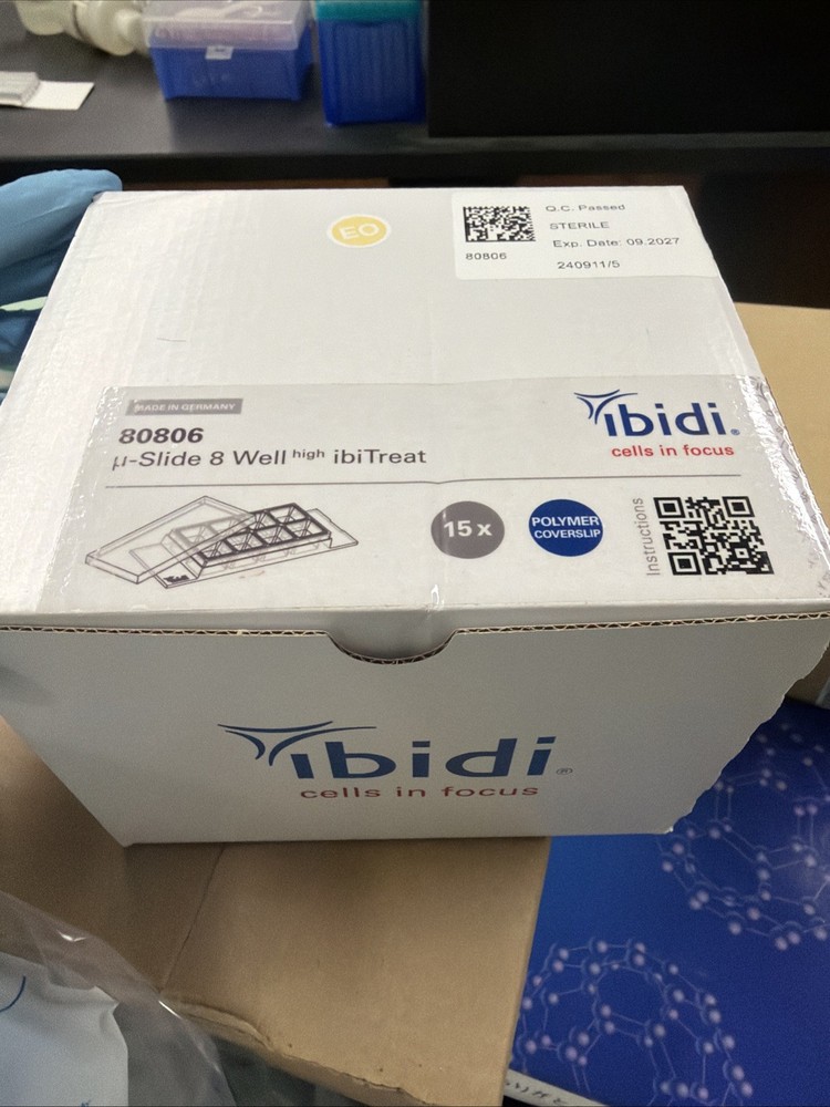 ibidi μ-Slide 8 Well with Glass Bottom