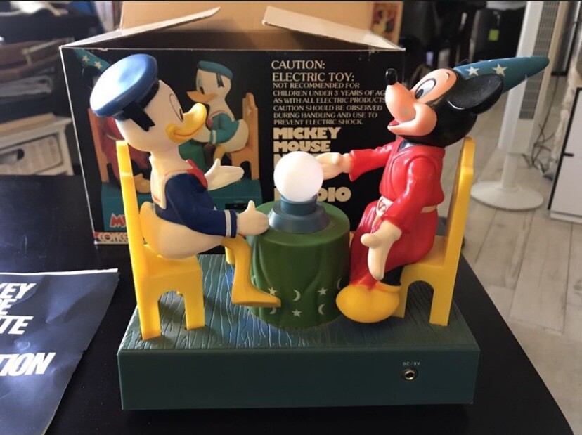 vintage mickey mouse Night light & Radio￼