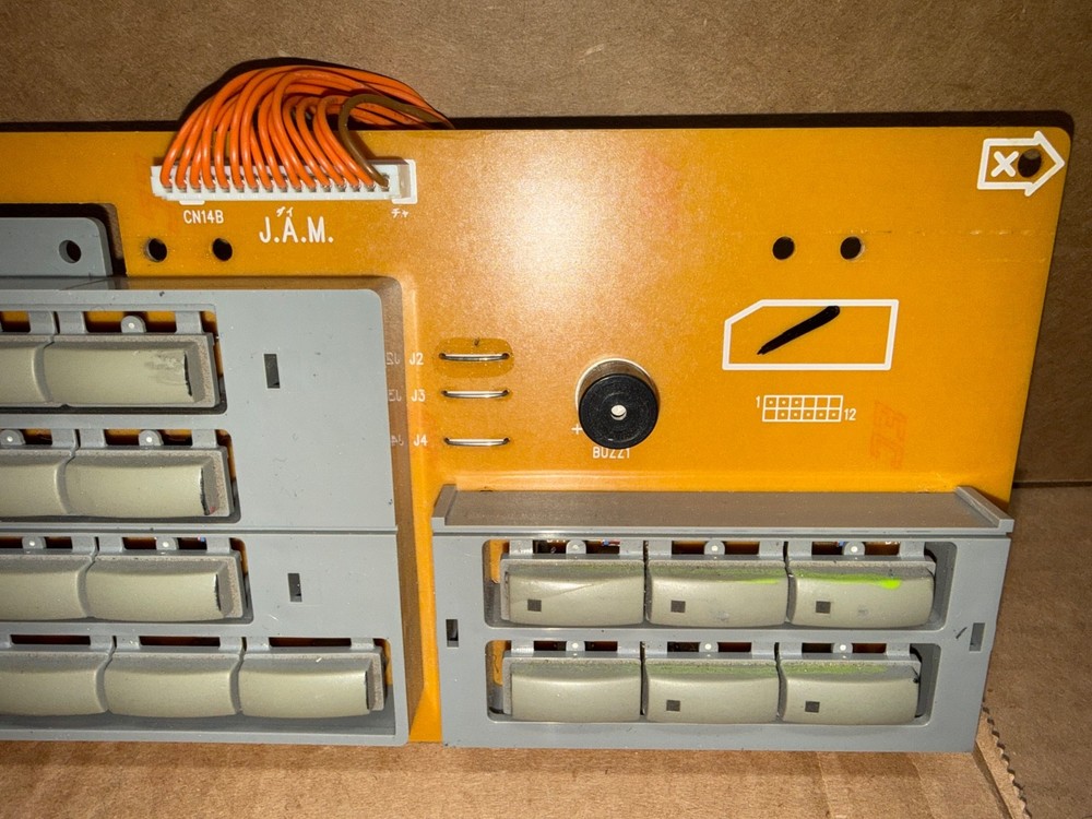 KORG TRINITY PANEL BOARD - RIGHT SIDE WITH SWITCH COVERS KLM-1822