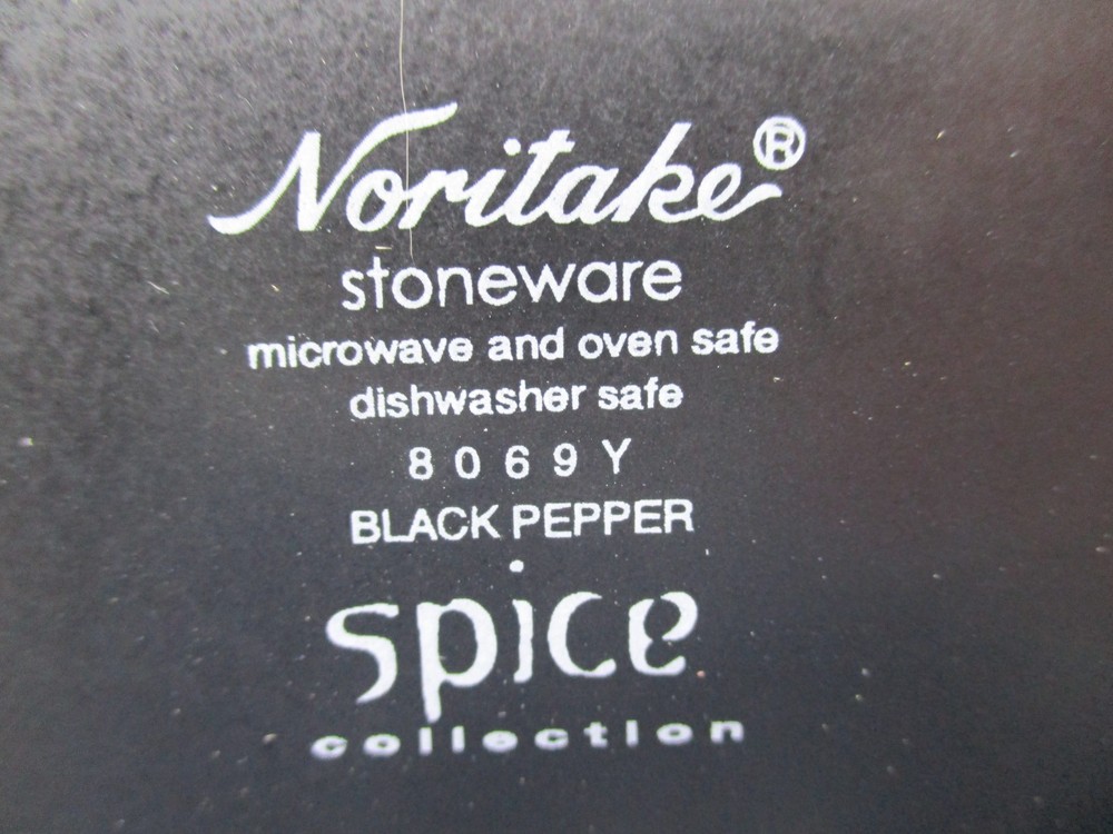 NORITAKE SPICE- BLACK PEPPER - 1 PLACE SETTING - 0310F